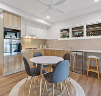 Day Dreaming - Accommodation Redcliffe