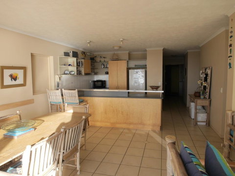 Cylinder Cove 1 - Accommodation Redcliffe 1