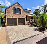 'Salt Wood' Cabin style retreat - Accommodation Redcliffe