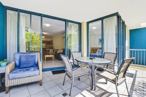 1 Bedroom - Private Managed Resort Pool And Beach - Alex - Accommodation Redcliffe 0