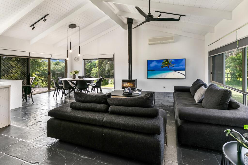 St Andrews Beach VIC Accommodation Redcliffe