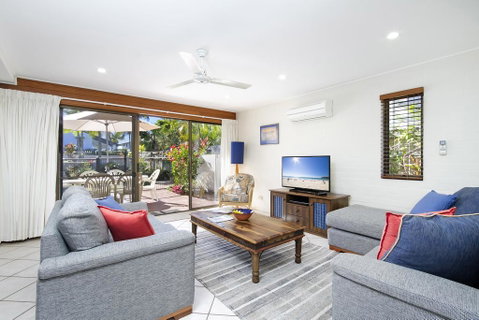 1/67 Noosa Parade - Accommodation Redcliffe 2