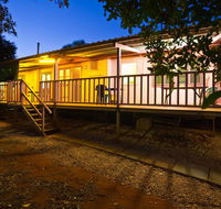 10 Tautog Street House and Unit - Separate self-contained unit - Accommodation Redcliffe