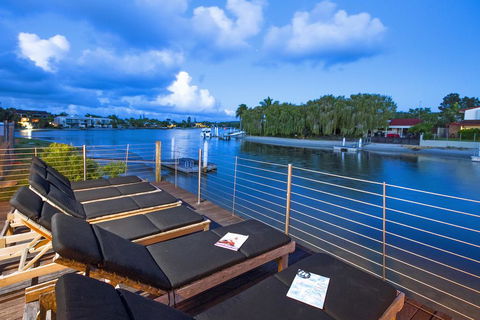 103 Noosa Parade - Accommodation Redcliffe 0