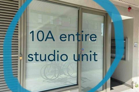 10A Brunswick Living Brand New Studio Unit Close To Airport And CBD - Accommodation Redcliffe 2