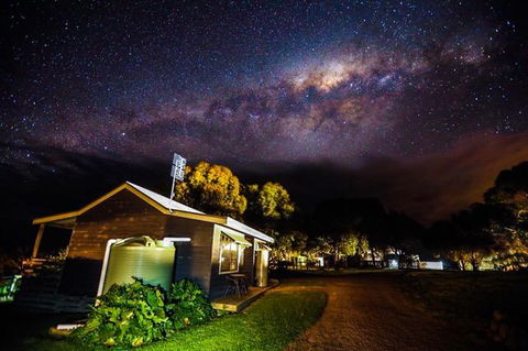 12 Apostles Cottages - Accommodation Redcliffe 0