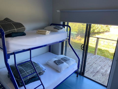 13th Apostle Backpackers - Accommodation Redcliffe 2