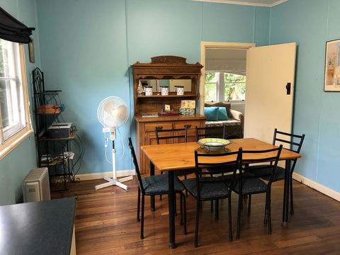 15 Clarke Street - Accommodation Redcliffe 3