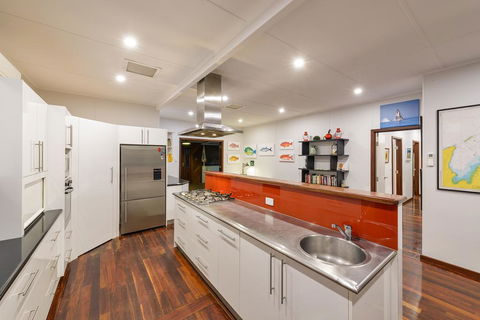 17 Ningaloo Street - Ultimate Exmouth Lifestyle - Pet-Friendly Holiday Home With A Pool - Accommodation Redcliffe 3