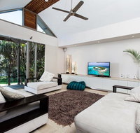 18A Childe Street Belongil Beach - Belongil Beach Pavilion House - Accommodation Redcliffe