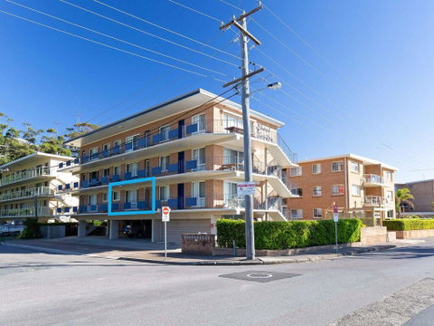 2 'Shoal Towers', 11 Shoal Bay Rd - Across The Road To Beautiful Shoal Bay Beach - Accommodation Redcliffe 3
