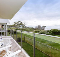 2 'The Helm' 22 Voyager Cl - Stunning waterfront unit with Air Conditioning