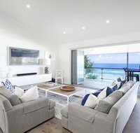 2 Arakoon Crescent - Accommodation Redcliffe
