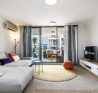 2 Bedroom 2 Bathroom Apt with Balcony and Parking - Accommodation Redcliffe