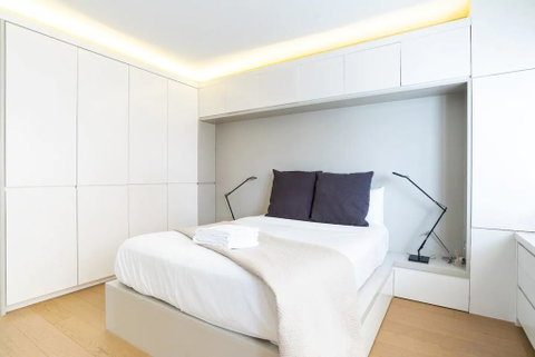 2 Bedroom Apartment With Bay View - Accommodation Redcliffe 2