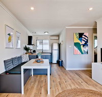 2 Bedroom Apt In Glenelg With Air-Con - Accommodation Redcliffe