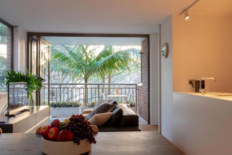 2 Bedroom Apt In Potts Point With Parking - Accommodation Redcliffe 0