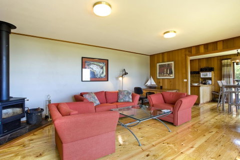 2 Degrees Of Separation - Accommodation Redcliffe 1