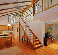 2 Manfred Street Belongil Beach - Susie's Beach House - Accommodation Redcliffe
