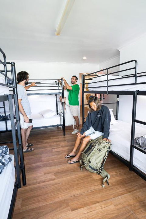 CALI Backpackers - Accommodation Redcliffe 3