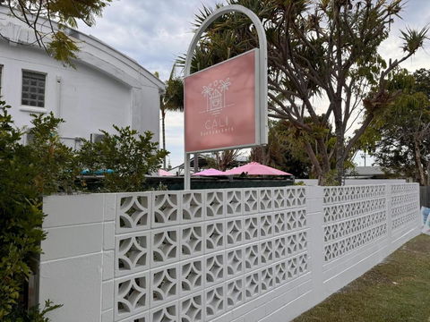 CALI Backpackers - Accommodation Redcliffe 1