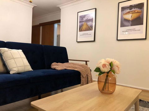 CAMPBELLTOWN HOLIDAY HOME 3 BED + FREE PARKING NCA039 - Accommodation Redcliffe 4