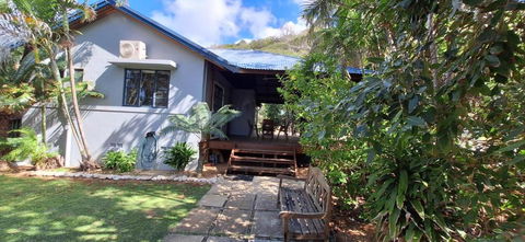 Coconut Cottage Christmas Island - Accommodation Redcliffe 2