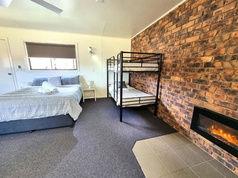 Country Style Holiday Park - Accommodation Redcliffe 3