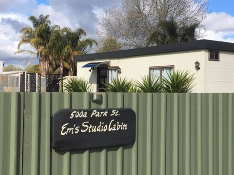 Cute Private Studio Flat With AIRCON! - Accommodation Redcliffe 1