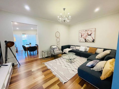 D141 Your Joyful Vacation - Accommodation Redcliffe 3