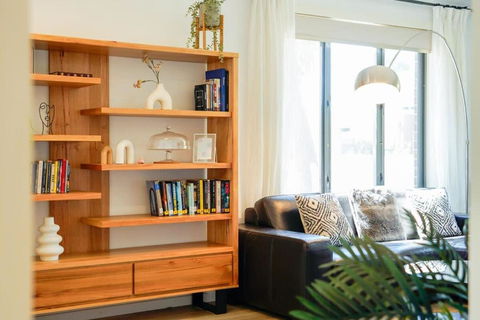 Deluxe Family Montpellier Gardens Estate - Burwood - Accommodation Redcliffe 4