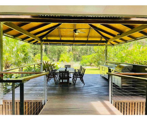 DeZen Accomodation - Accommodation Redcliffe 4