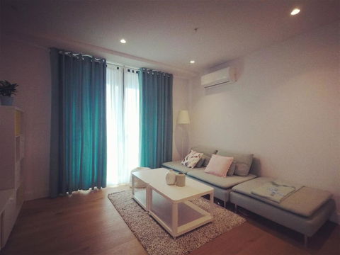 2BR Apartment With Style - Accommodation Redcliffe 3