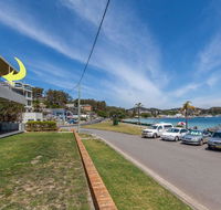 3 'Sunset' 11 Victoria Parade - stunning unit right across from the water - Accommodation Redcliffe
