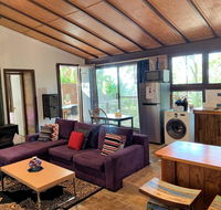 305 Montville - The Artist's Cottage - Accommodation Redcliffe
