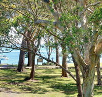32 'Bay Parklands' 2 Gowrie Avenue - fantastic unit with air conditioning pool tennis court  spa - Accommodation Redcliffe