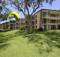 33 'Bay Parklands' 2 Gowrie Avenue - Air conditioning Foxtel Pool Tennis Court Spa - Accommodation Redcliffe