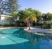 33 Gloucester St -huge holiday house in Nelson Bay with pool and stunning water views - Accommodation Redcliffe