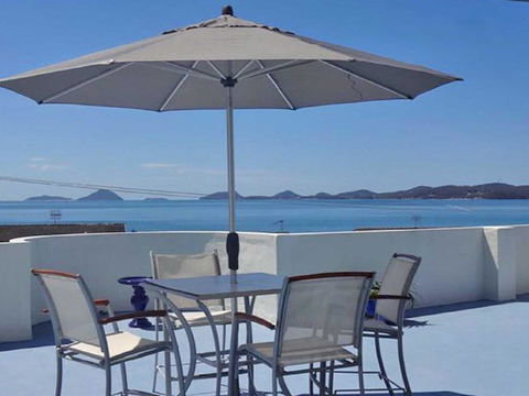 4 'The Point' 5-7 Mitchell Street- Stunnning Water Views With Air Conditioning - Accommodation Redcliffe 0