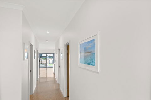 4 Corella Court - Brand New Magnificent Marina Home With Wi-Fi - Accommodation Redcliffe 3
