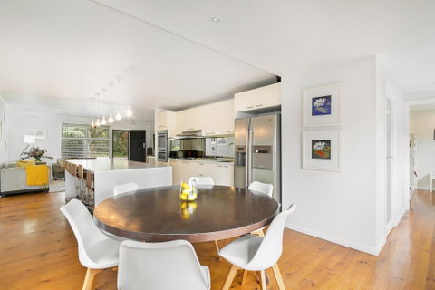 4 Eva St Foreva Rye - Accommodation Redcliffe 1
