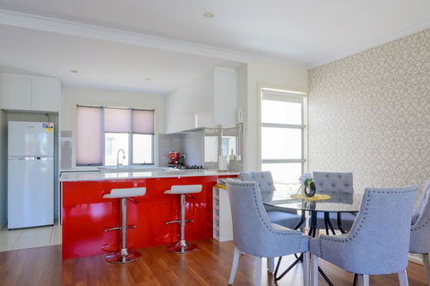 4/1 -5 Saint Kitts Place - Accommodation Redcliffe 2