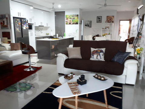 47 Boulter Road - Accommodation Redcliffe 1