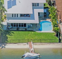 5 Star Water Front Luxury Rooms Ava Gold Coast - Accommodation Redcliffe