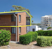 6 'Bahia' 47 Ronald Avenue - fantastic location with filtered water views - Accommodation Redcliffe