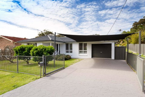 81 Horace St - WIFI And Air Conditioning - Accommodation Redcliffe 1