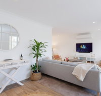 81 Horace St - WIFI and air conditioning - Accommodation Redcliffe