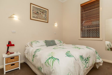 94Best Apartments - Accommodation Redcliffe 1