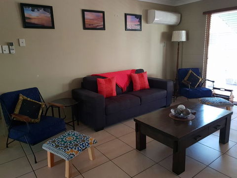 A City Retreat, 2BR Apartment - Reid Park -Townsville - Accommodation Redcliffe 0