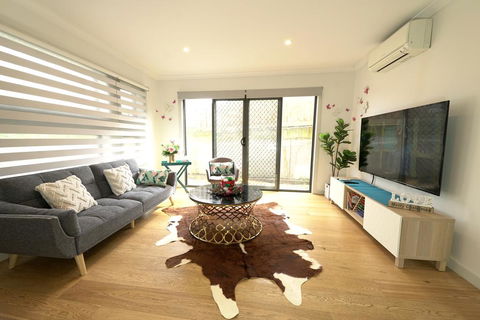 A Cozy 3BRM House At Doncaster - Accommodation Redcliffe 0